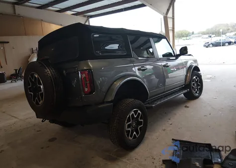 2022 Ford Bronco Outer Banks z USA, uszkodzony, nr VIN 1FMEE5BP0NLA88368